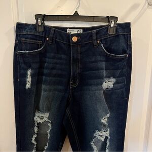 Refuge Denim MOM Size 7 Dark & Distressed Jeans